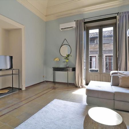 Апартаменты Lettera Living Manzoni 18 Катания Экстерьер фото