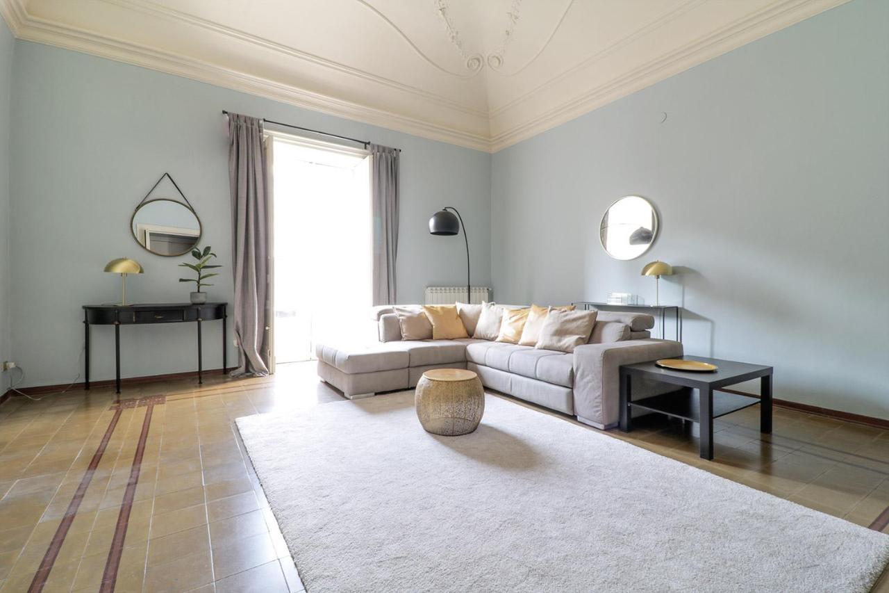 Апартаменты Lettera Living Manzoni 18 Катания Экстерьер фото
